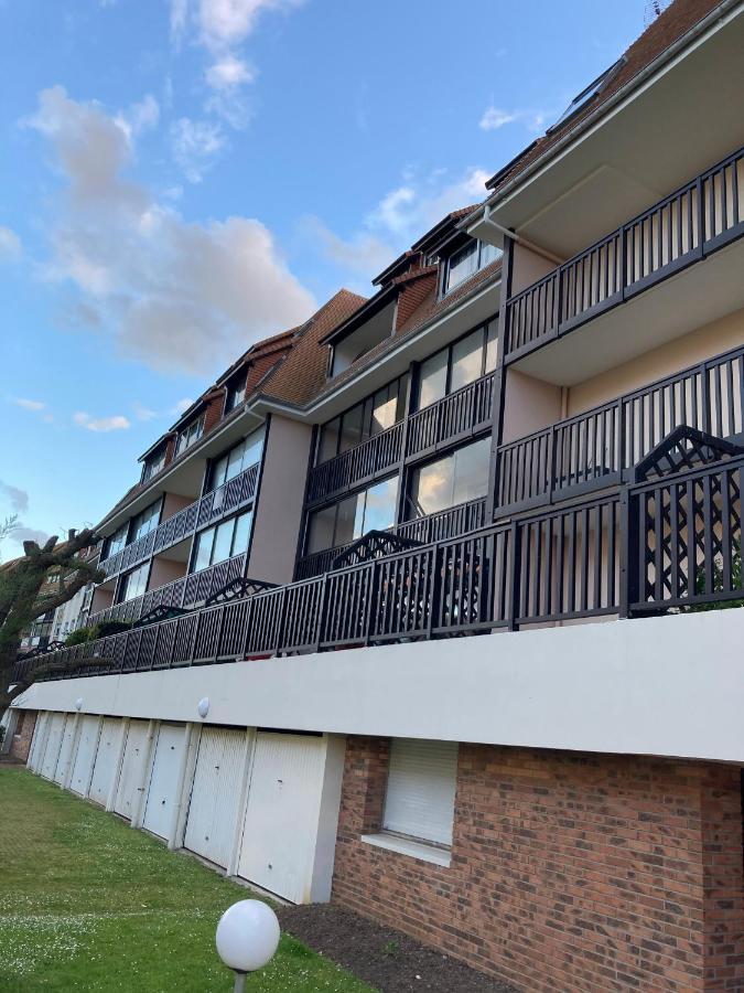 Apartment Neuf Beautiful 1-4 Pers Avec Parking Prive Et A 200 M Villers-sur-Mer