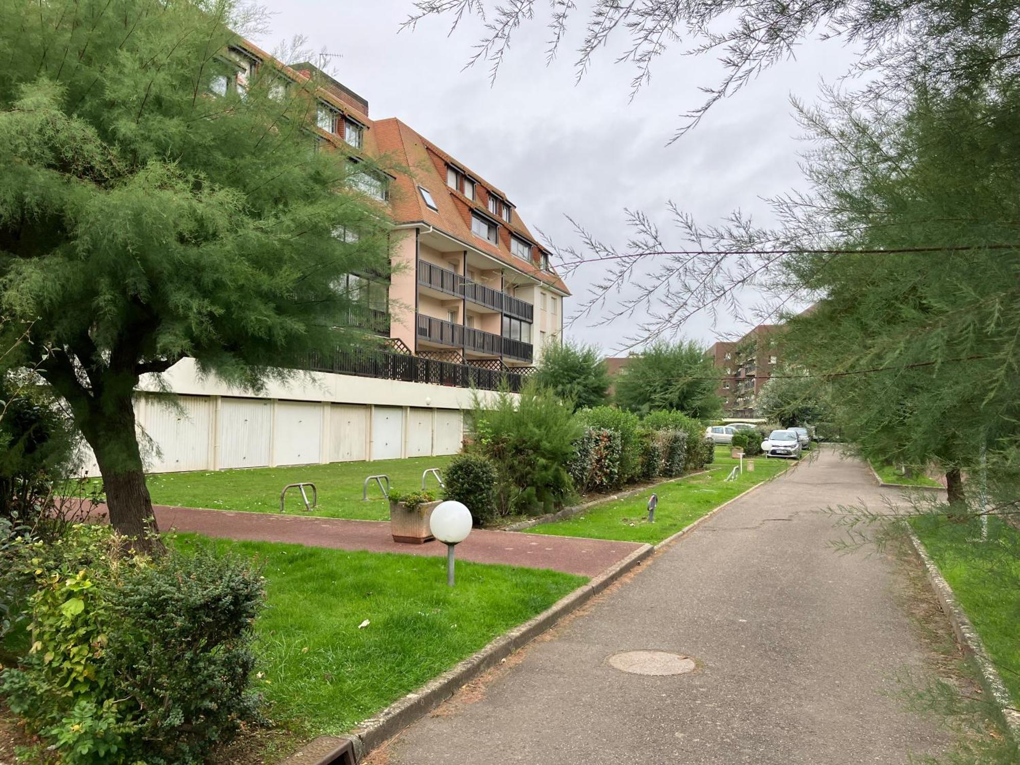 Apartment Neuf Beautiful 1-4 Pers Avec Parking Prive Et A 200 M Villers-sur-Mer
