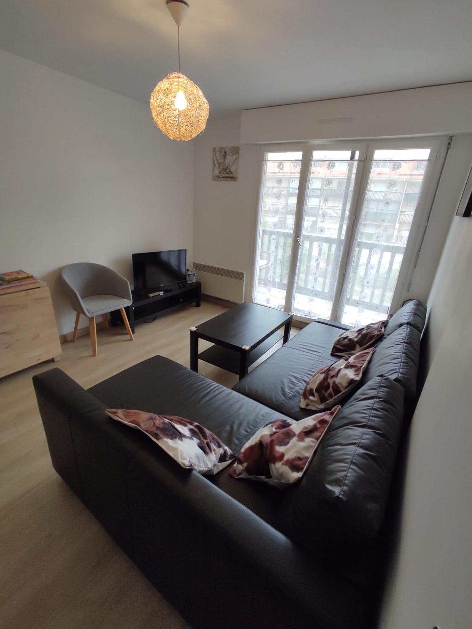 Neuf Beautiful 1-4 Pers Avec Parking Prive Et A 200 M